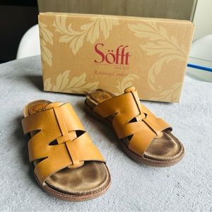 SOFT - Balin Wedge Shoe